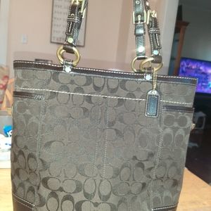 Authentic coach purse